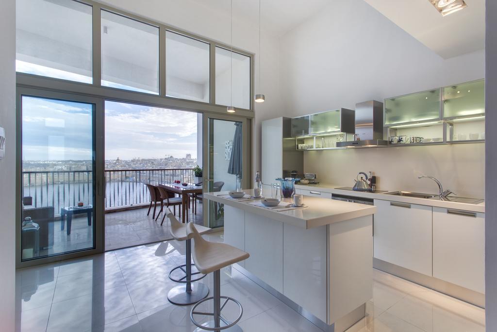 Marvellous Apartment In Tigne Point Sliema Exterior photo