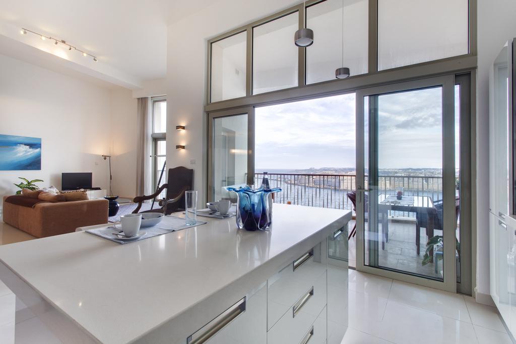 Marvellous Apartment In Tigne Point Sliema Exterior photo