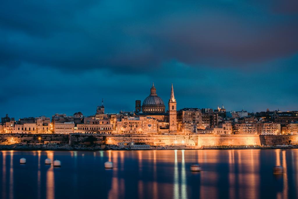 Marvellous Apartment In Tigne Point Sliema Exterior photo