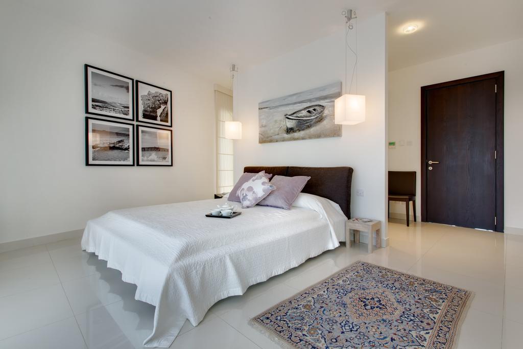 Marvellous Apartment In Tigne Point Sliema Exterior photo